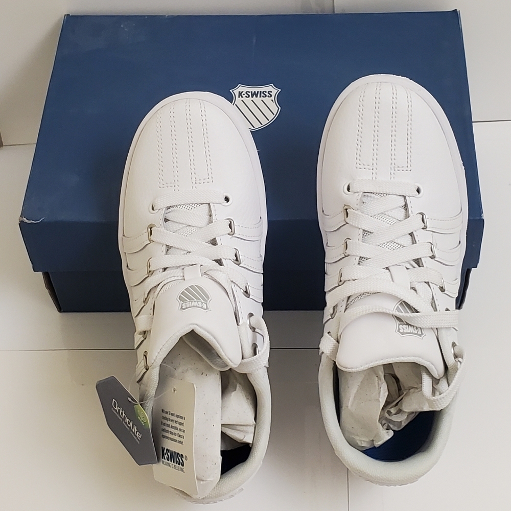 New with tags & box K-Swiss women's white sneakers size US 5